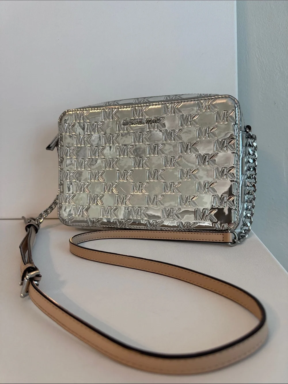 Michael Kors Jet Set Camera Bag